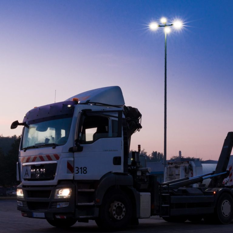 Lichtmast 4-fach Ausleger für Parkplatz
